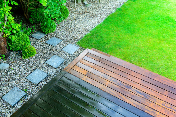 Best Animal Enclosure Cleaning  in Deerfield, IL